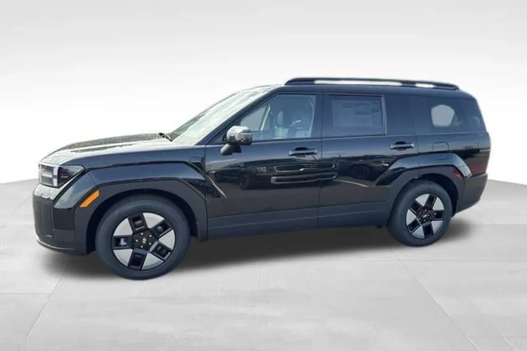 2026 Hyundai Santa Fe SEL photo 1