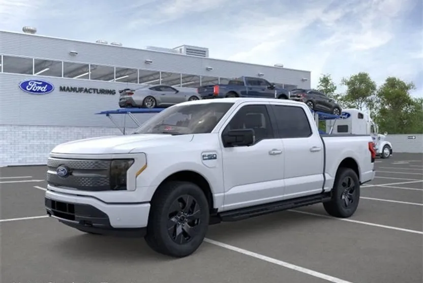 2025 Ford F-150 Lightning photo 1