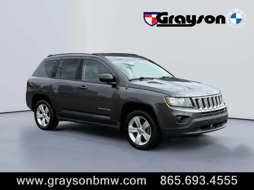 2016 Jeep Compass Sport photo 1