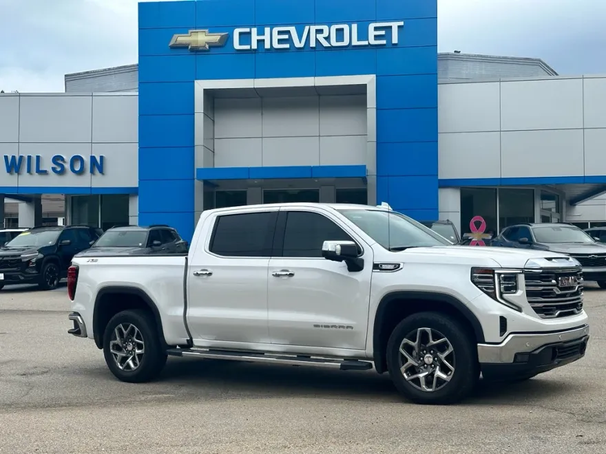 2024 Gmc Sierra 1500 SLT photo 1