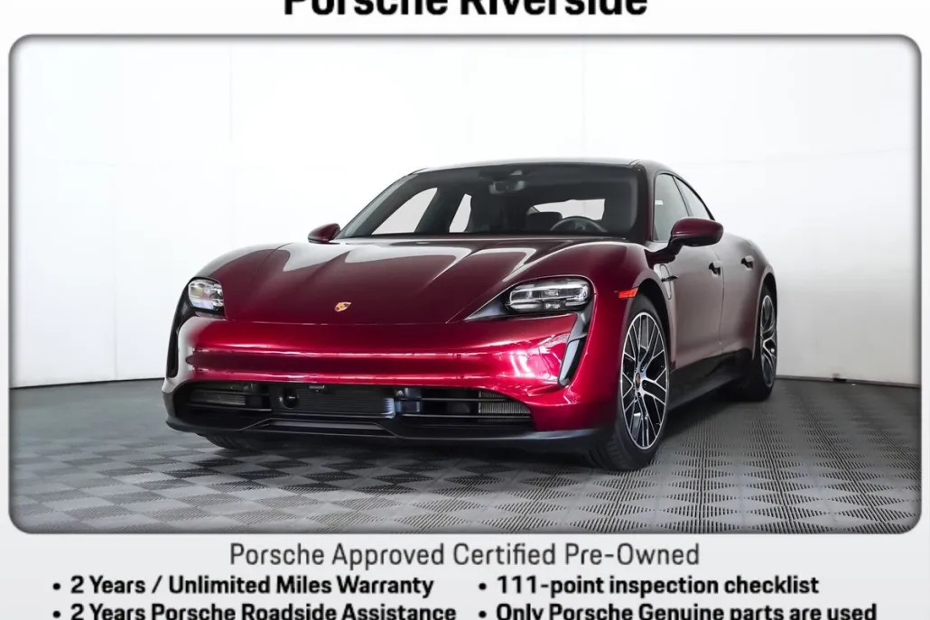 2022 Porsche Taycan photo 1