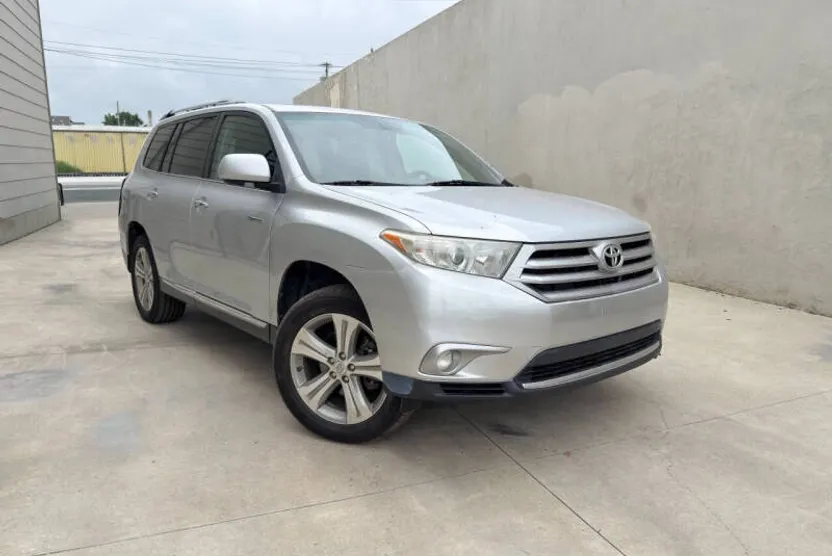 2012 Toyota Highlander Base Hybrid photo 1