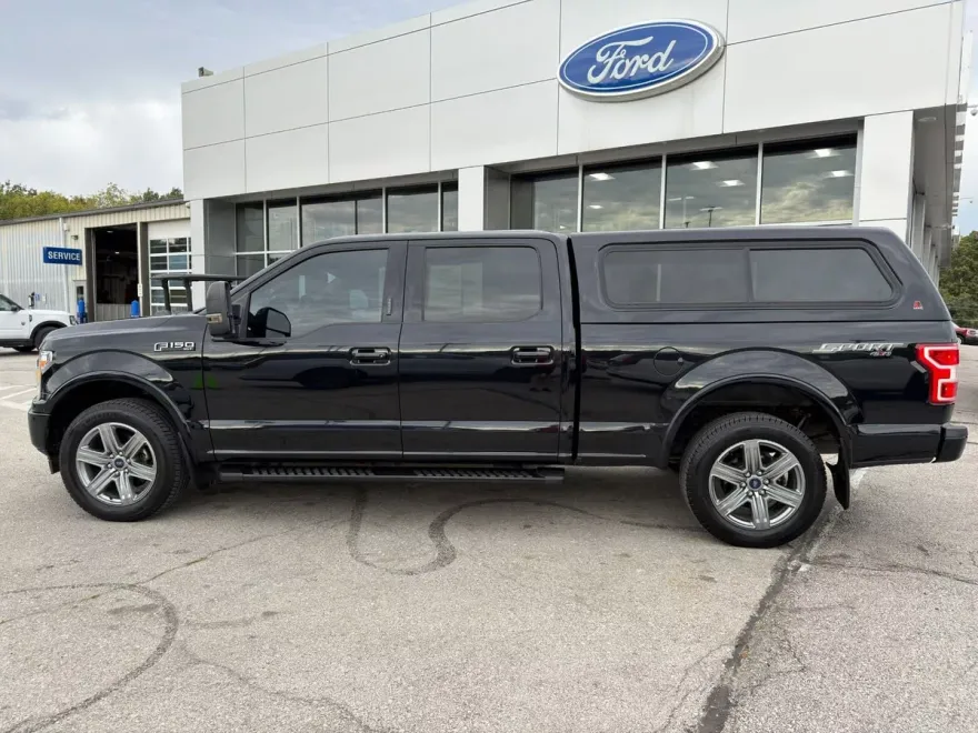 2019 Ford F-150 XLT photo 1