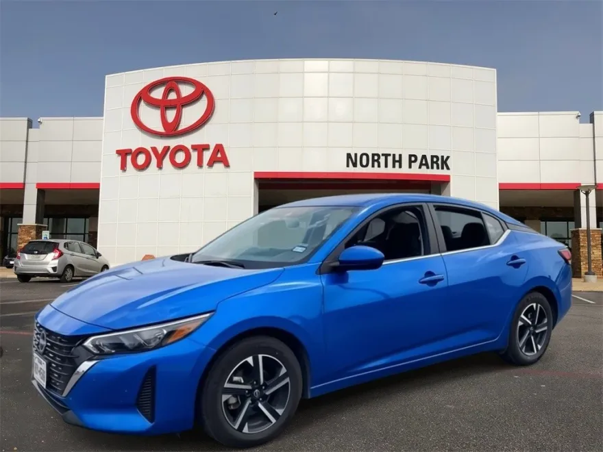 2024 Nissan Sentra SV photo 1