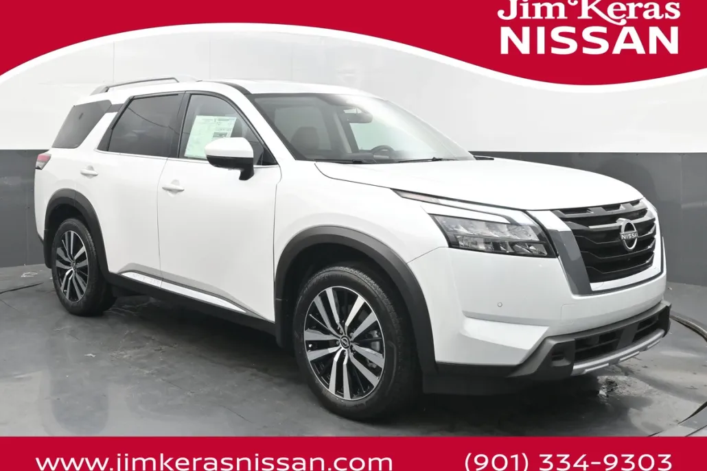 2025 Nissan Pathfinder Platinum photo 1
