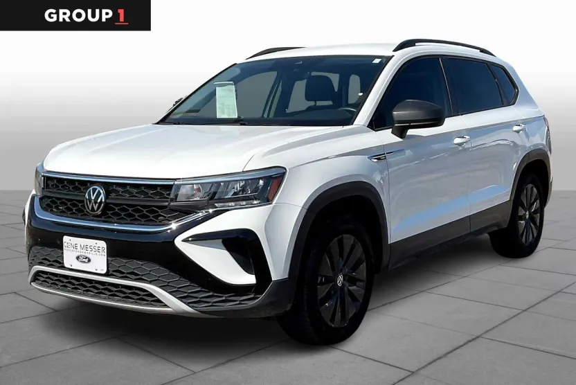 2024 Volkswagen Taos S photo 1