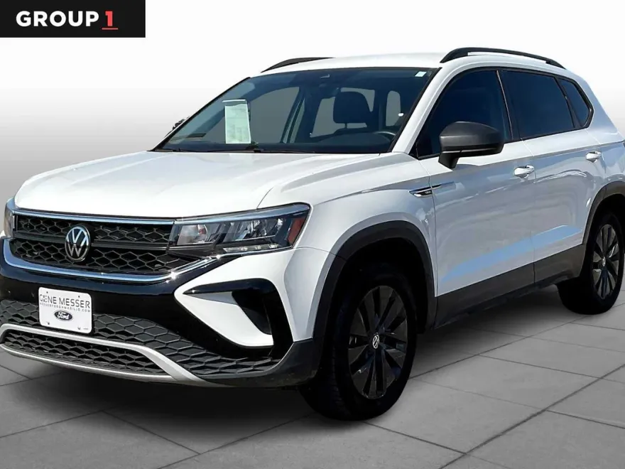 2024 Volkswagen Taos S photo 1