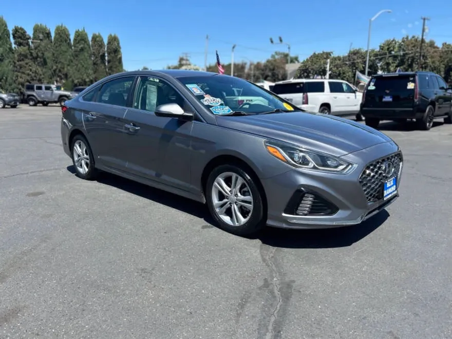 2019 Hyundai Sonata SEL photo 1
