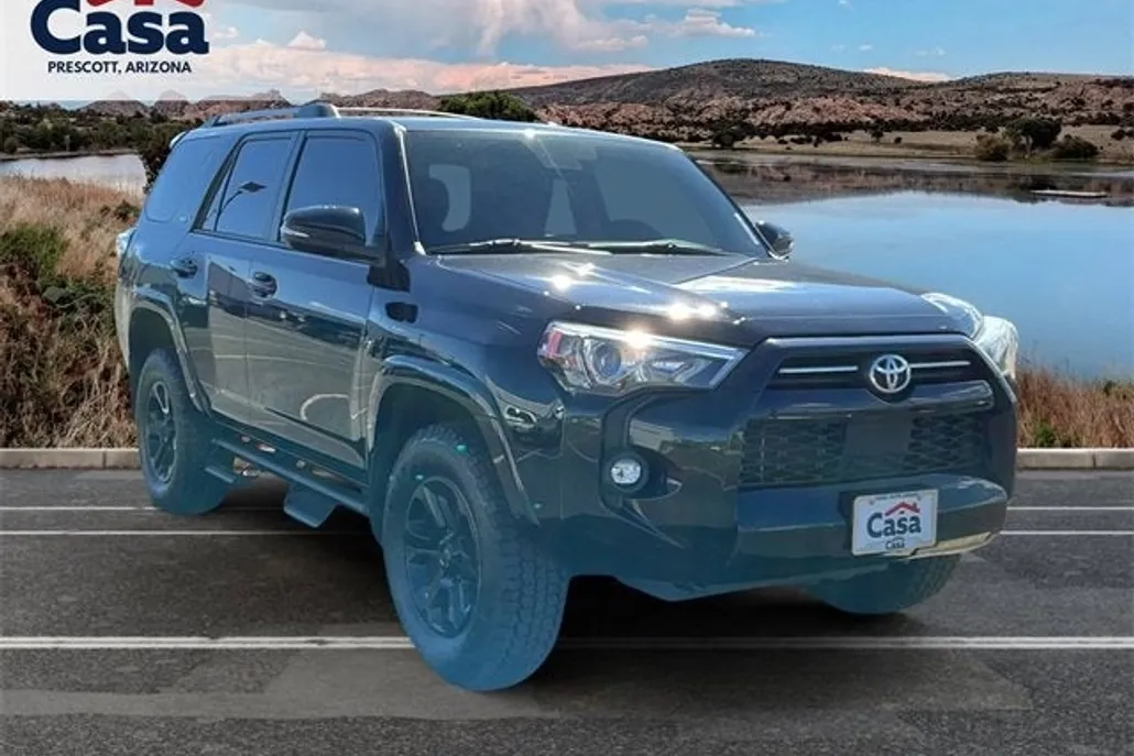 2023 Toyota 4Runner SR5 Premium photo 1