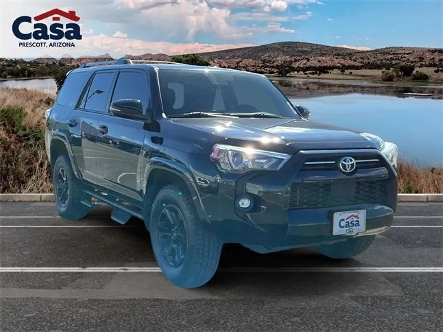 2023 Toyota 4Runner SR5 Premium photo 1