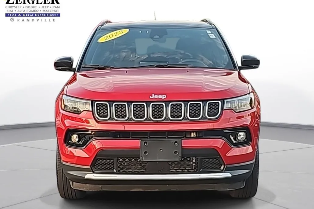 2023 Jeep Compass Limited photo 1