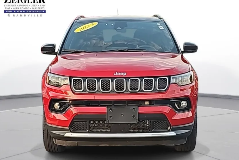 2023 Jeep Compass Limited photo 1