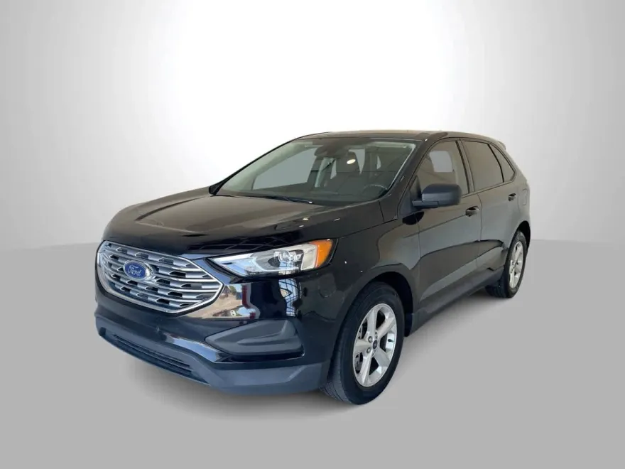 2022 Ford Edge SE photo 1