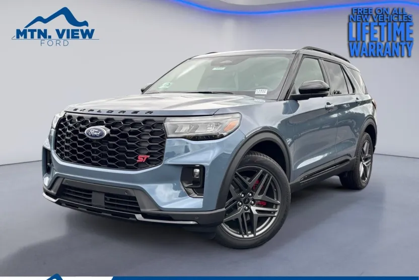 2025 Ford Explorer ST photo 1