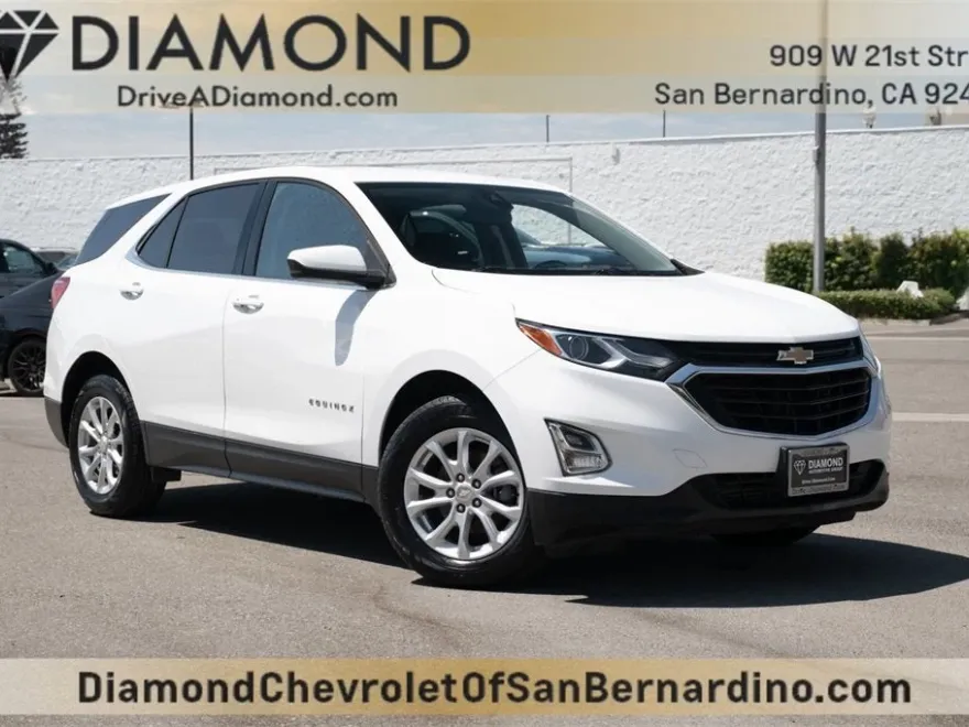 2020 Chevrolet Equinox LT photo 1