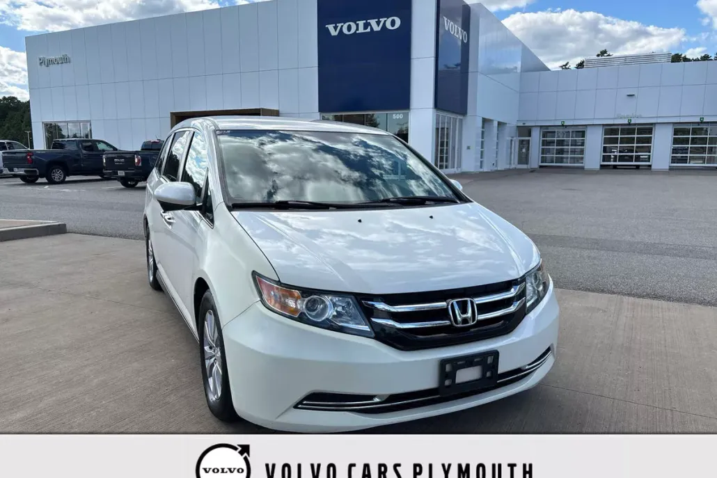 2016 Honda Odyssey SE photo 1