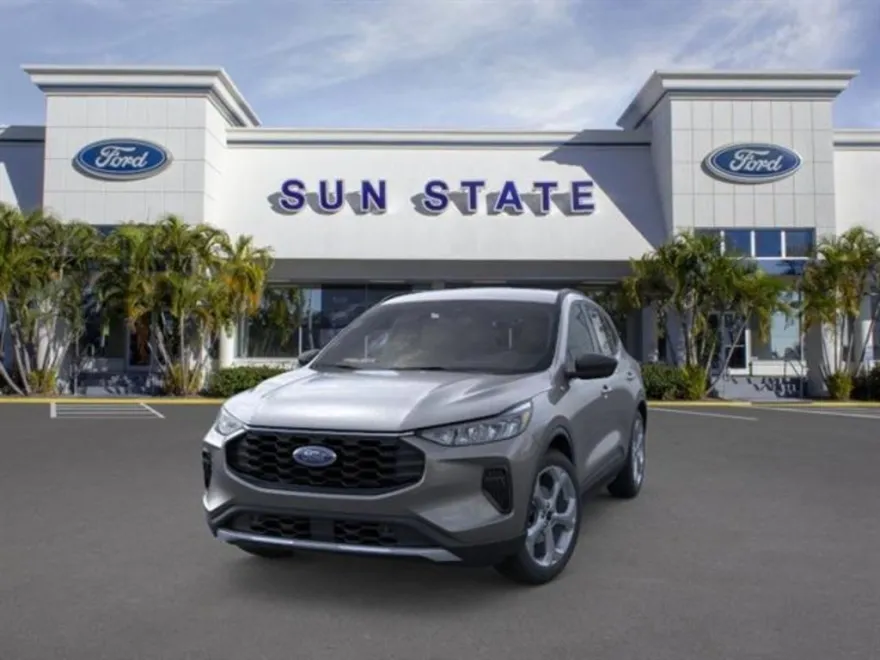 2026 Ford Escape ST-Line photo 1