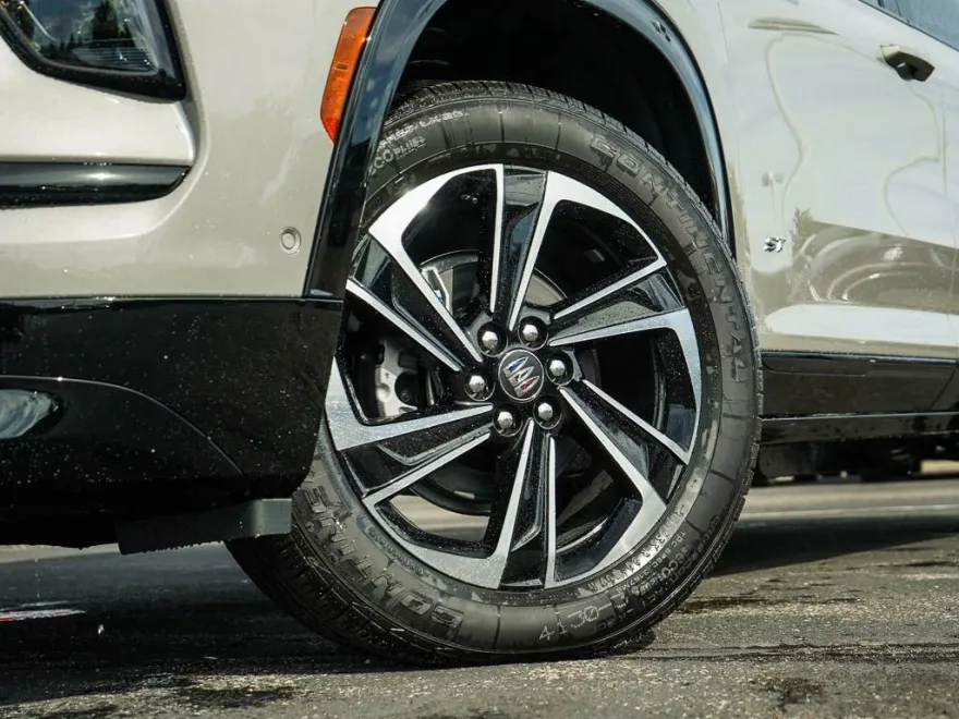 2026 Buick Enclave Sport Touring photo 1