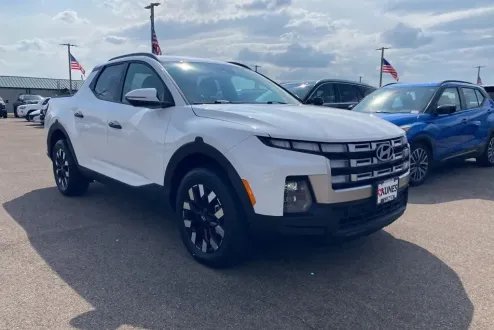 2025 Hyundai Santa Cruz SEL photo 2