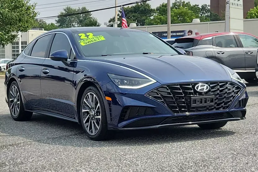 2022 Hyundai Sonata Limited photo 1