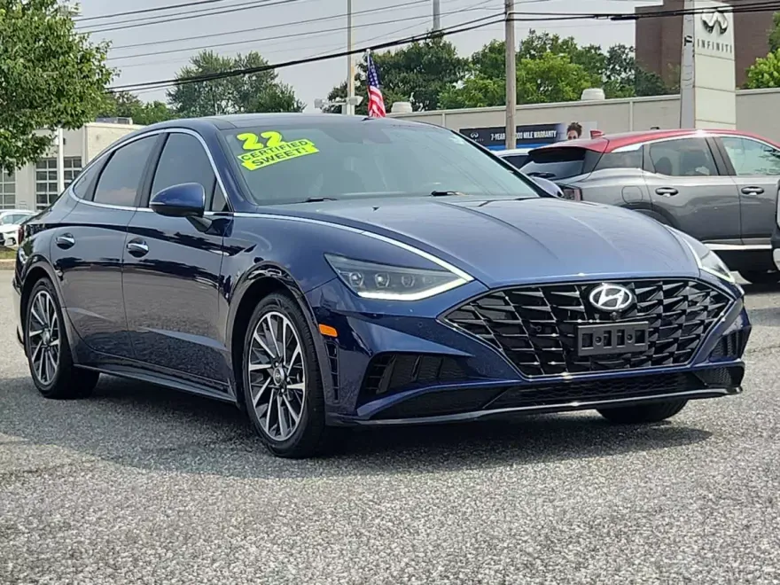 2022 Hyundai Sonata Limited photo 1