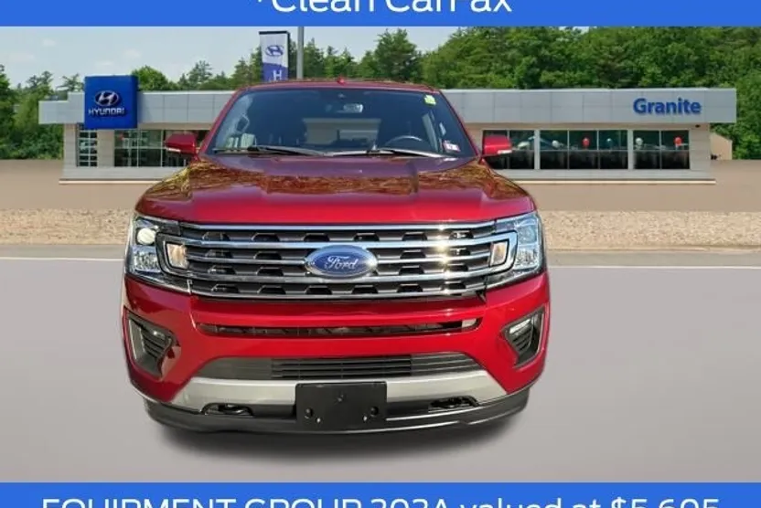 2019 Ford Expedition XLT photo 1