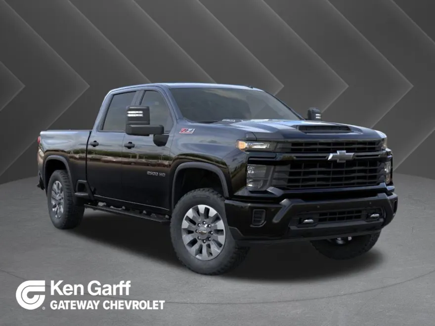 2025 Chevrolet Silverado 2500HD Custom photo 1