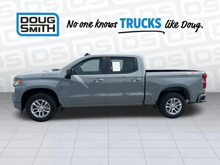 2025 Chevrolet Silverado 1500 RST photo 1