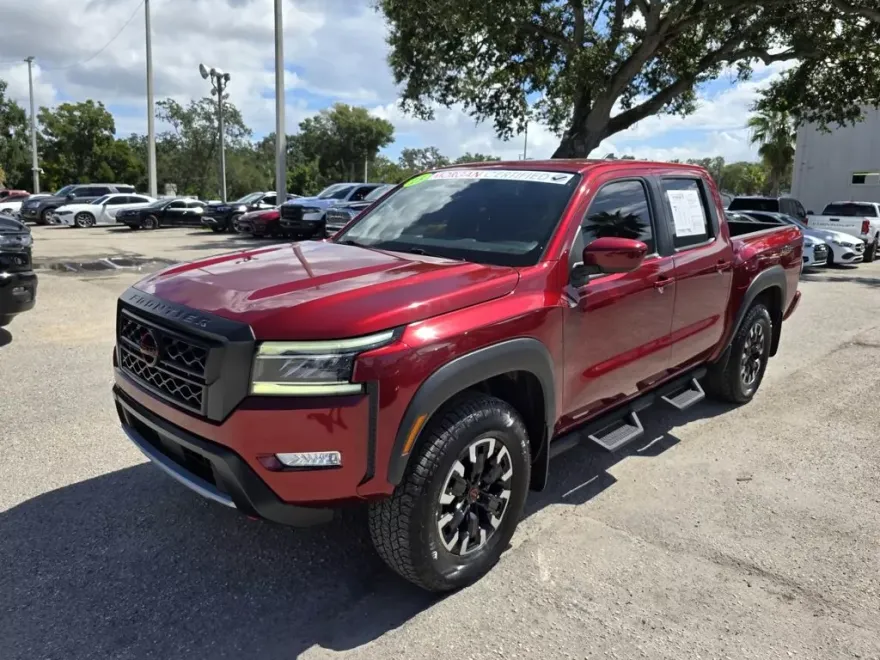 2023 Nissan Frontier Crew Cab PRO-4X photo 1
