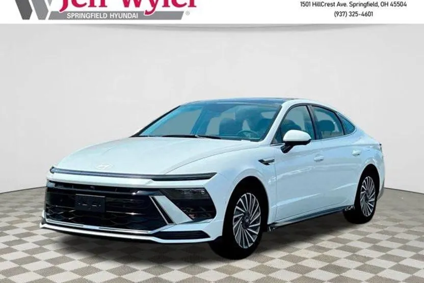 2025 Hyundai Sonata Hybrid Limited photo 1