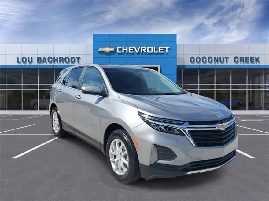 2024 Chevrolet Equinox LT photo 1