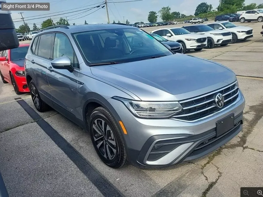 2024 Volkswagen Tiguan S photo 1