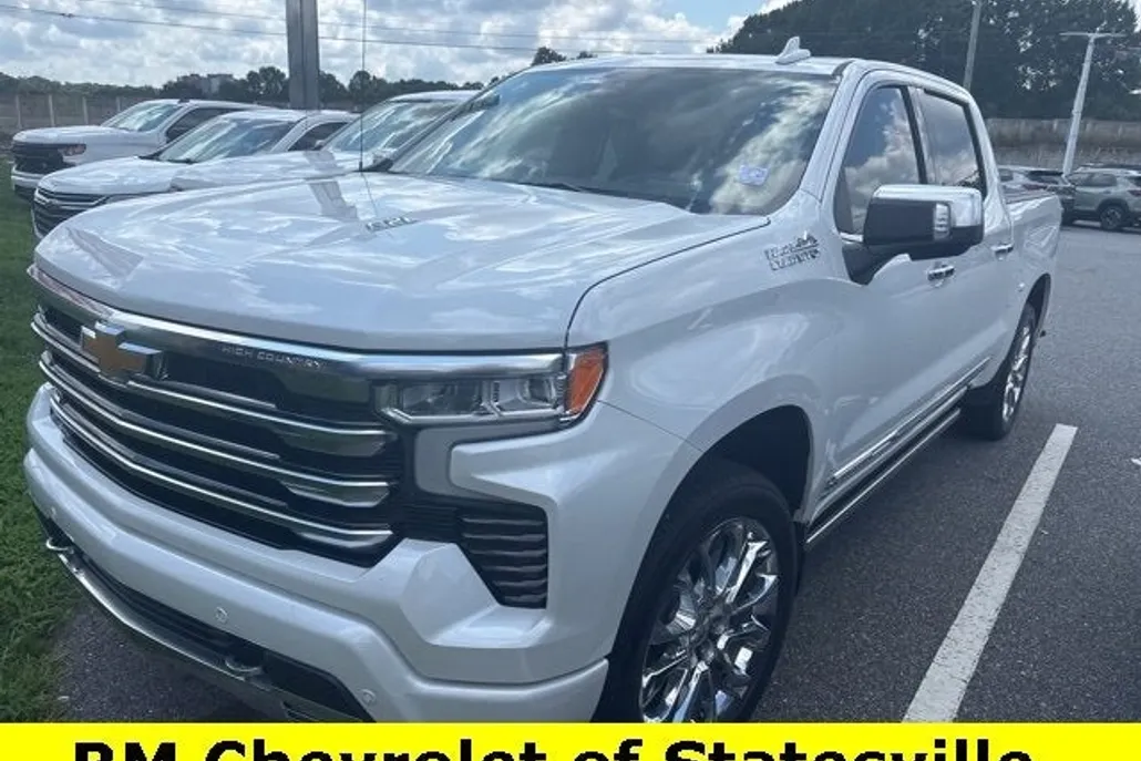 2025 Chevrolet Silverado 1500 High Country photo 1