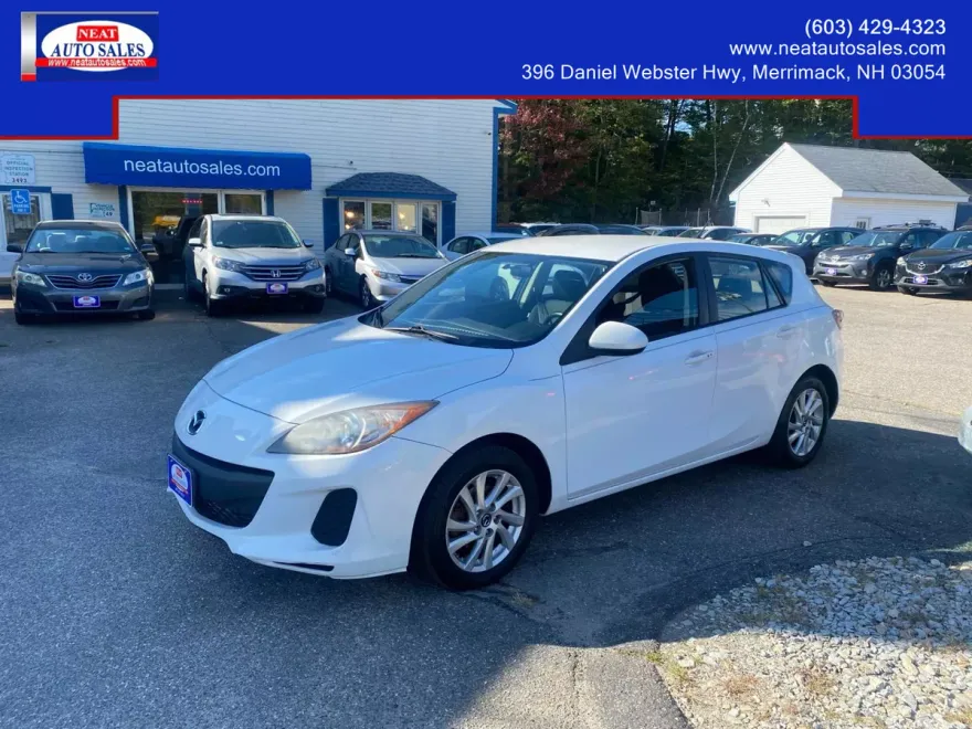 2013 Mazda Mazda3 Touring Hatchback photo 1