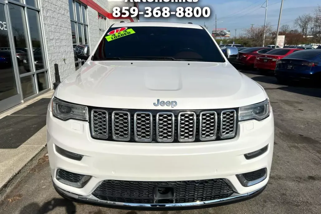 2017 Jeep Grand Cherokee Summit photo 1
