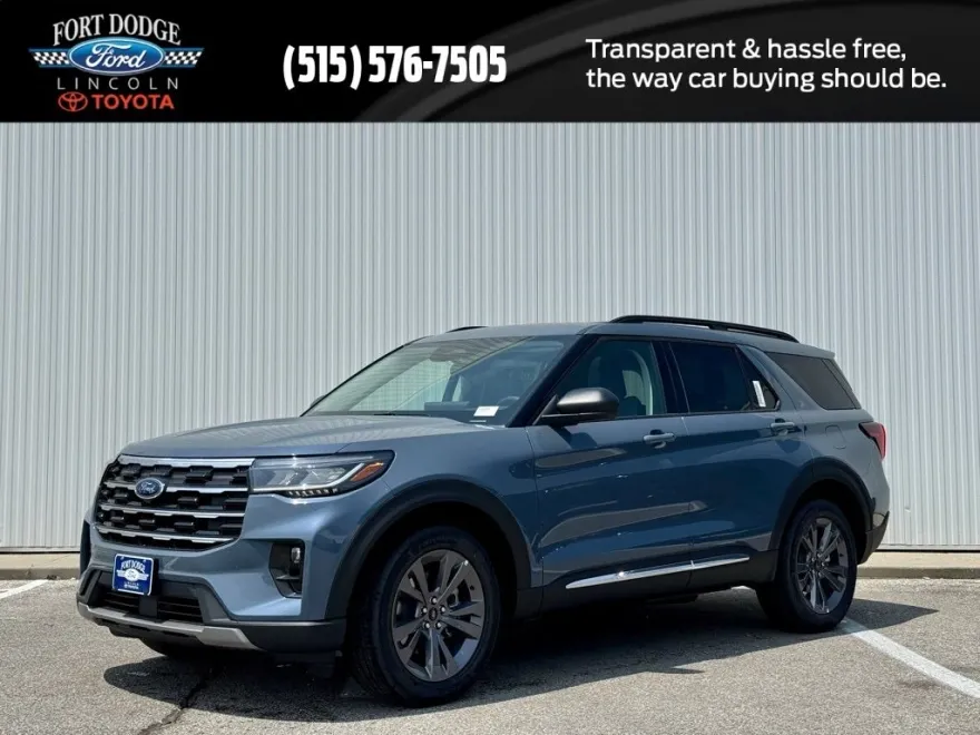2025 Ford Explorer photo 1