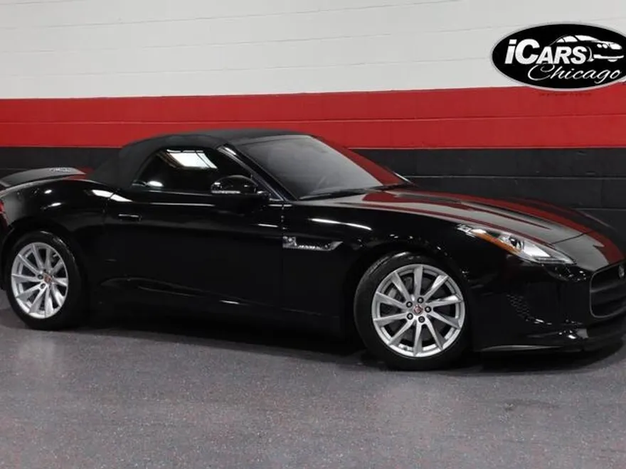 2017 Jaguar F-TYPE photo 1