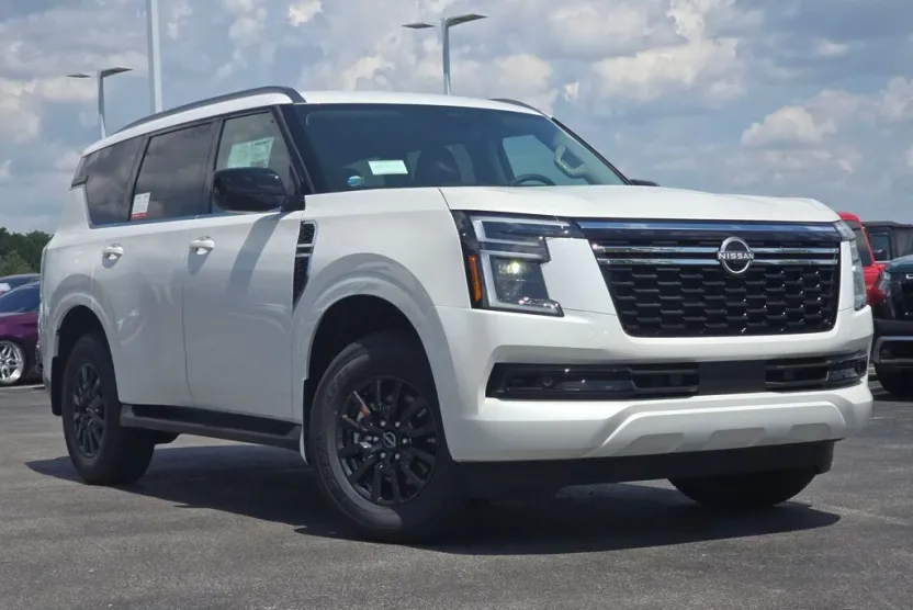 2025 Nissan Armada SV photo 1