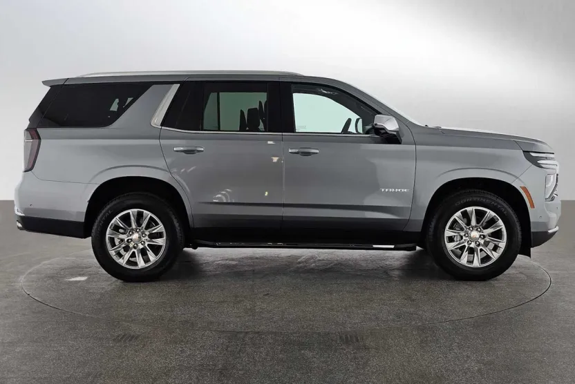 2026 Chevrolet Tahoe Premier photo 1