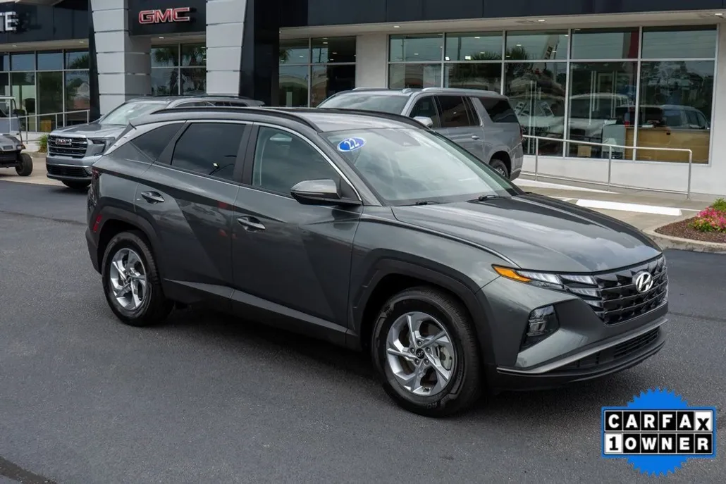 2022 Hyundai Tucson SEL photo 1