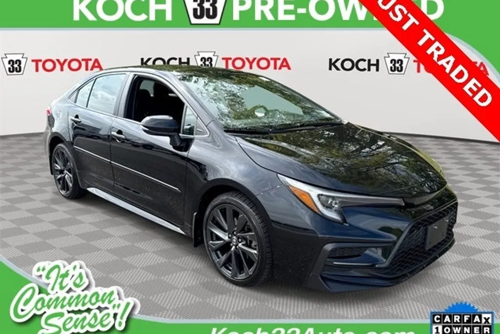 2023 Toyota Corolla SE photo 1