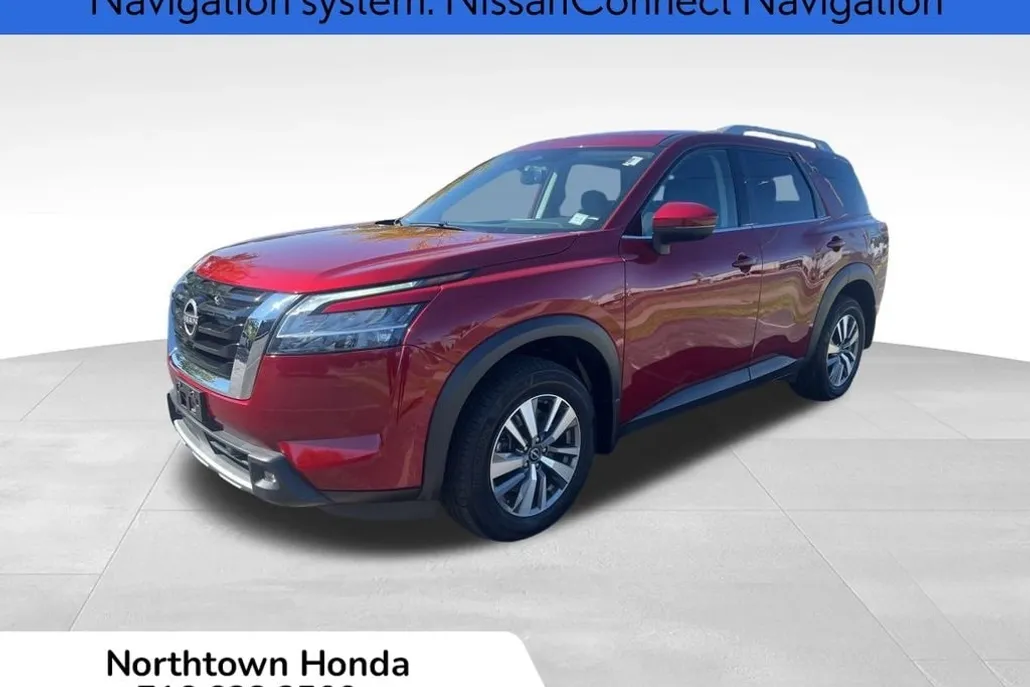 2022 Nissan Pathfinder SL photo 1