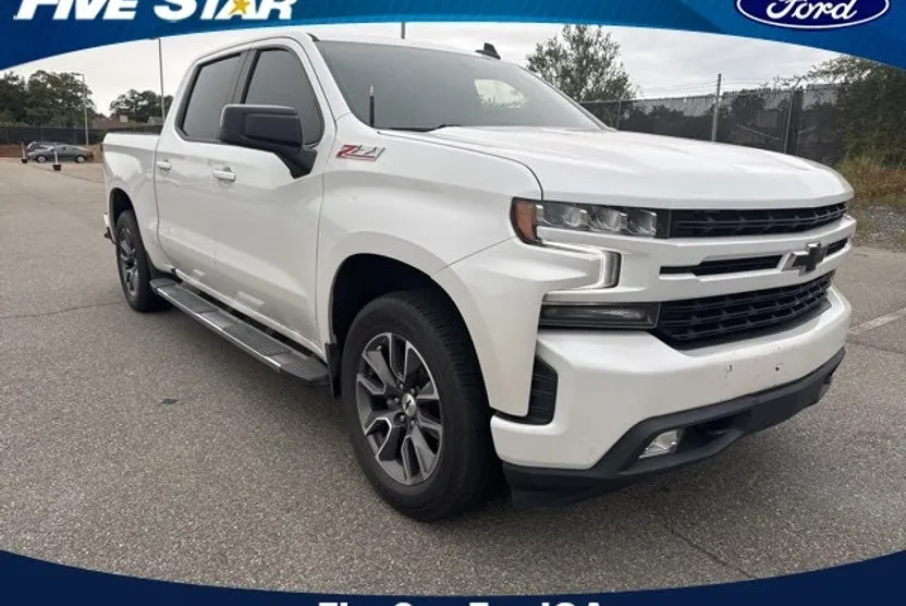 2021 Chevrolet Silverado 1500 RST photo 1