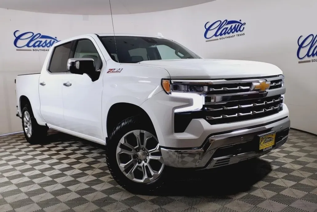2024 Chevrolet Silverado 1500 LTZ photo 1