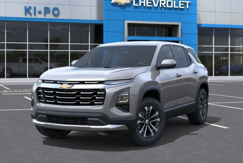 2026 Chevrolet Equinox LT photo 1