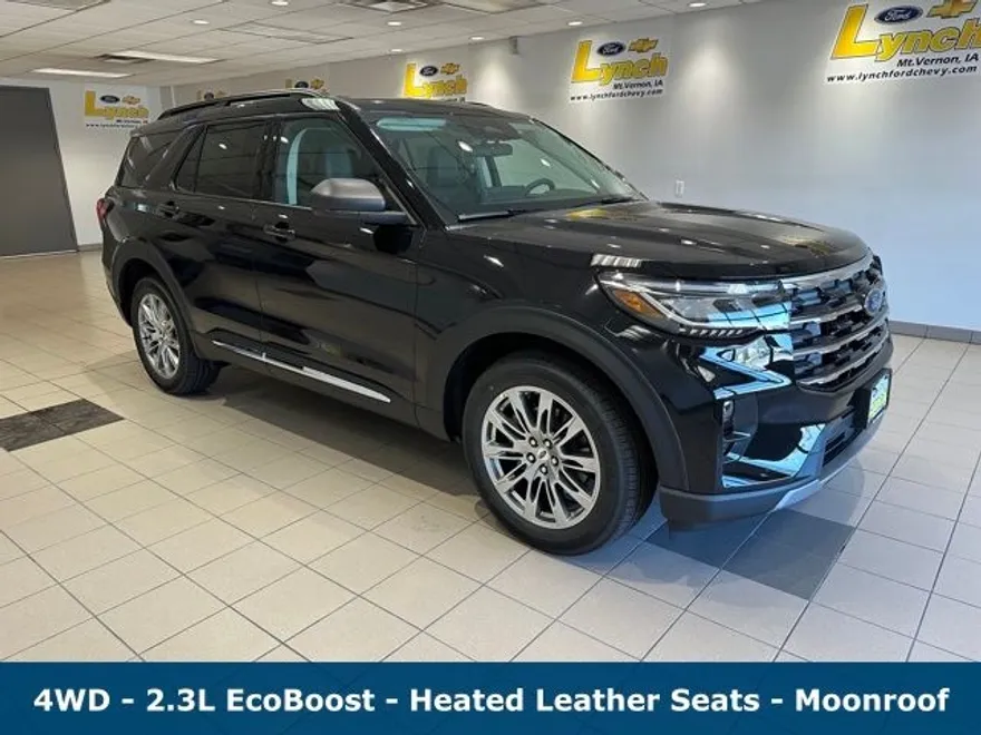 2025 Ford Explorer photo 1
