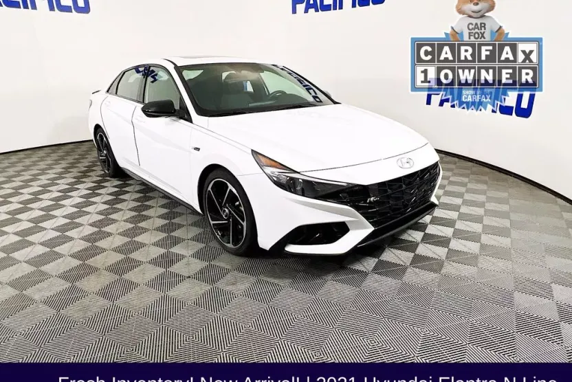 2021 Hyundai Elantra N Line photo 1