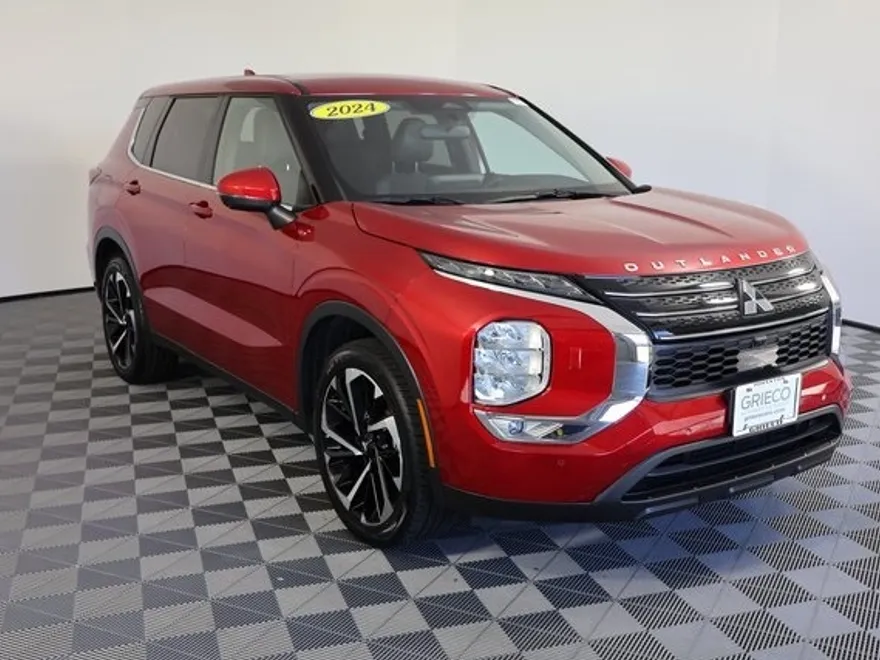 2024 Mitsubishi Outlander SE Ralliart photo 1