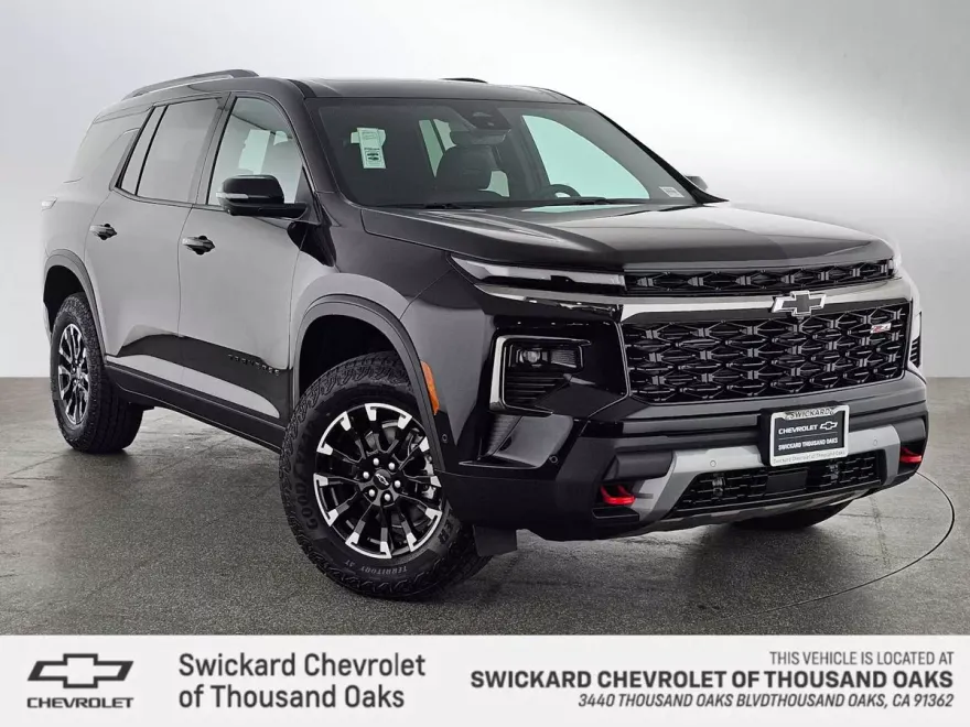 2026 Chevrolet Traverse Z71 photo 1