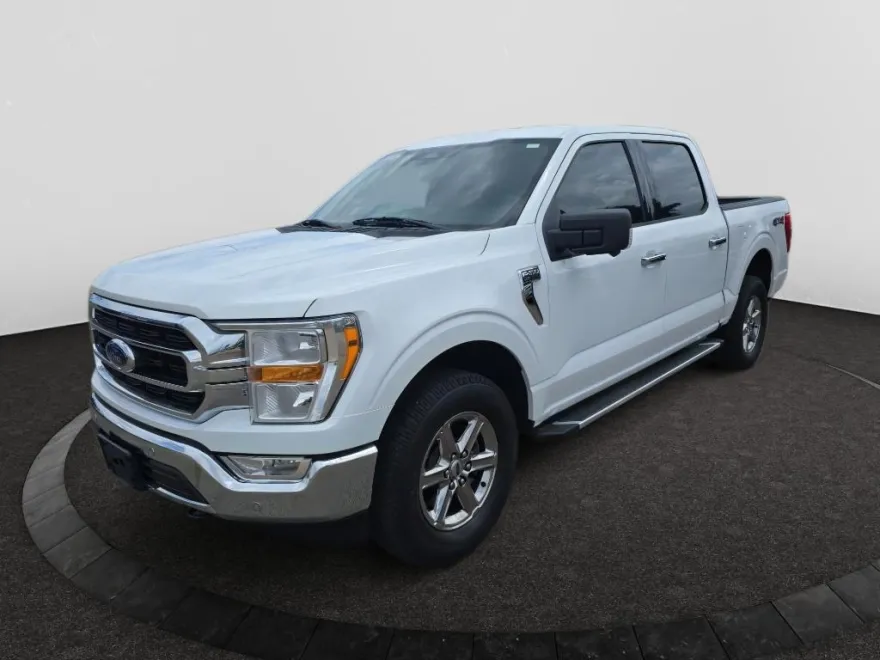 2023 Ford F-150 XLT photo 1